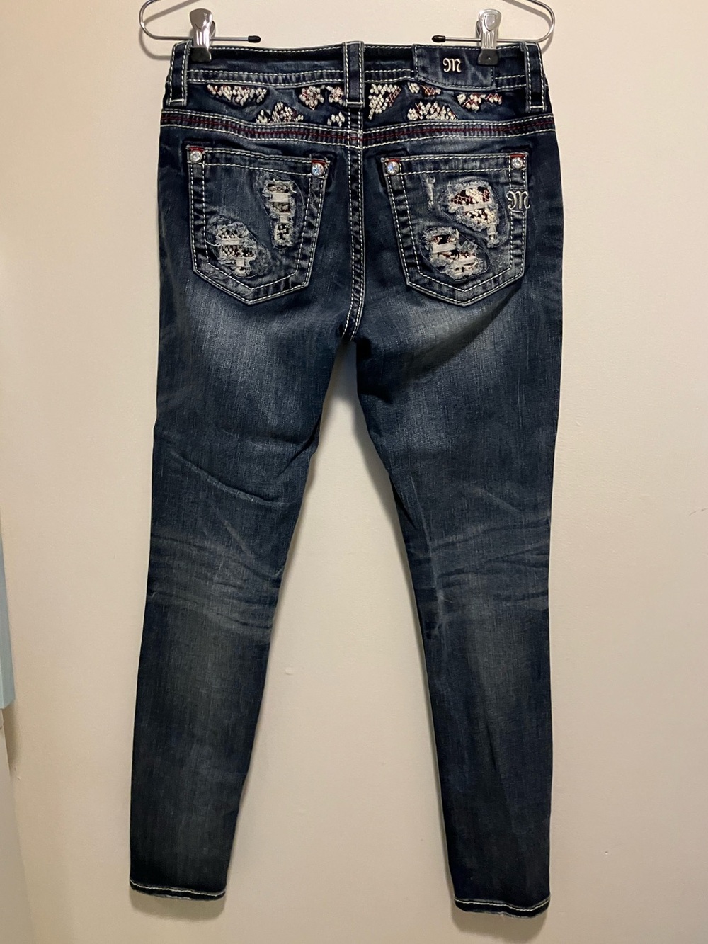 PERFECT!MISS ME MID RISE JEANS DISTRESSED SNAKESKIN ACCENT POCKETS BLING SIZE 26